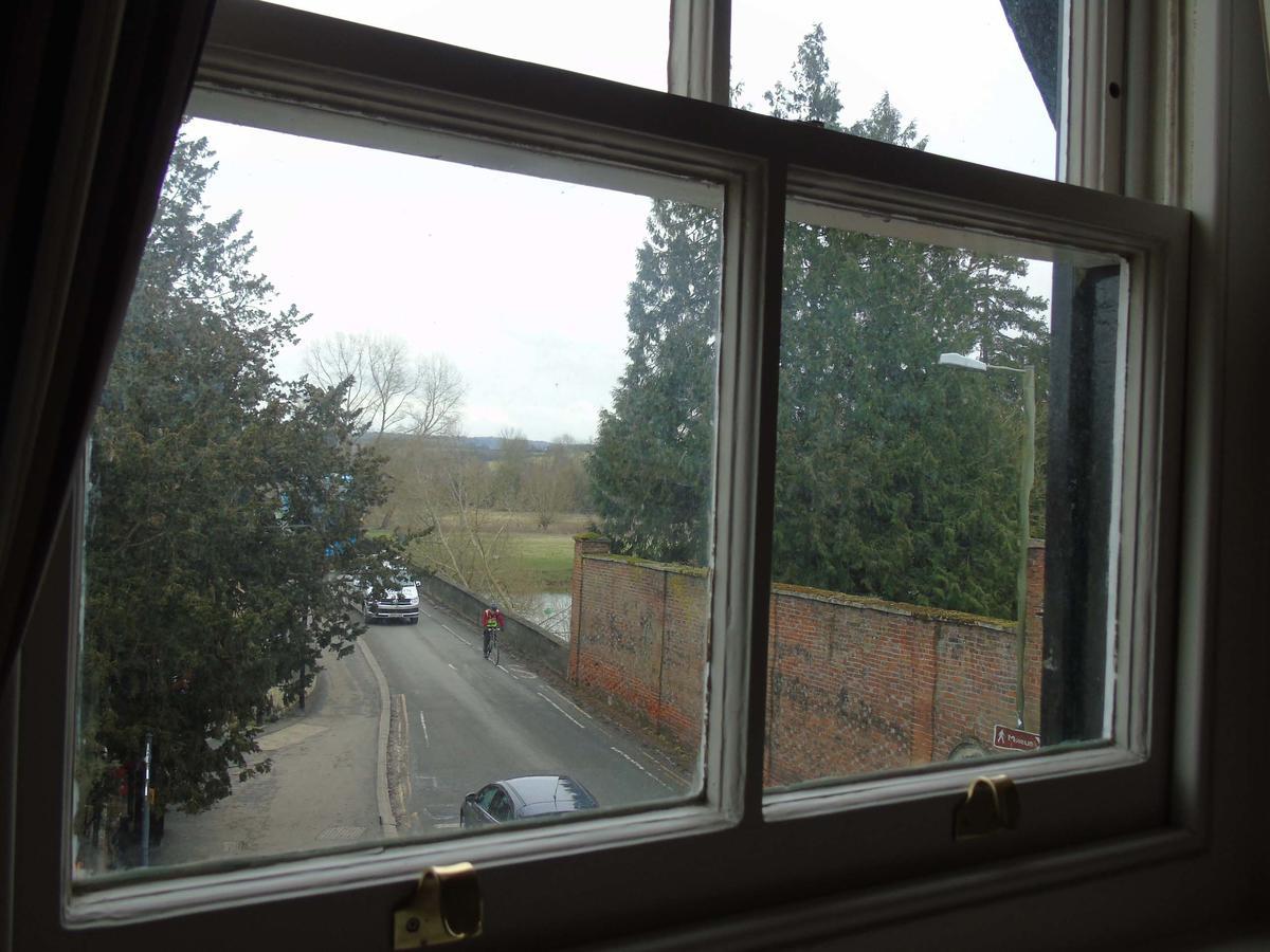 Hotel The Town Arms Wallingford Esterno foto